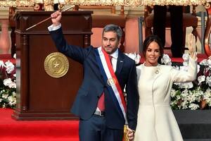 Mario Abdo Benítez y su mujer, Silvana López Moreira