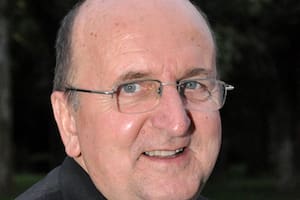 Mario Antonio Cargnello, arzobispo de Salta, denunciado por violencia de género