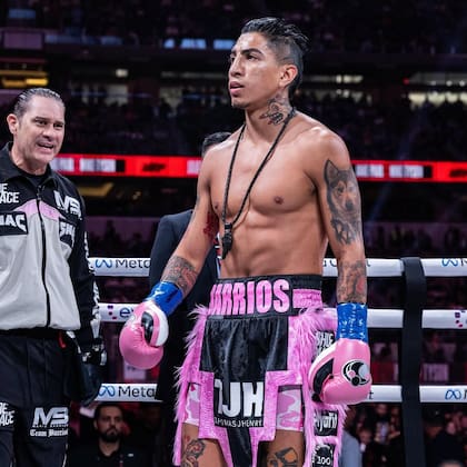 Mario Barrios ganó el título wélter del CMB ante Yordenis Ugás (Instagram/@boxer_barrios)