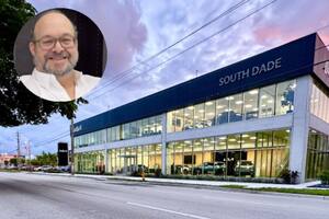 Mario J. Benedetti es venezolano con ciudadanía de EE.UU. y ayuda a otros migrantes en Florida