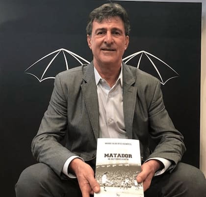 Mario Kempes, conocido como uno de los jugadores claves en el Mundial del 78, ha degustado comida argentina en Alma