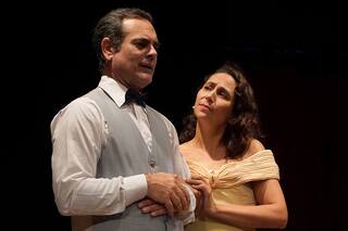 La noche se está muriendo muestra el encuentro mágico entre Federico García Lorca y Margarita Xirgu