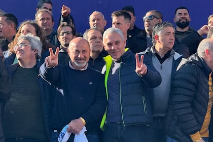 Mario Secco, de Ensenada; y Fabián Cagliardi, de Berisso, dos de los principales impulsores de la conducción de Kicillof