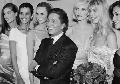 Mario Testino y su mensaje por la muerte de Valentini Garavani