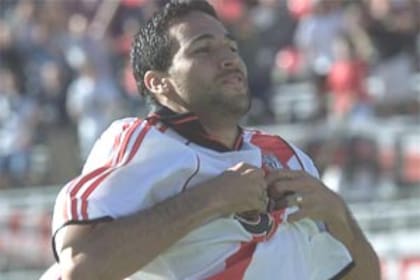 Mario Yepes es el defensor colombiano más goleador de la historia de River con nueve gritos