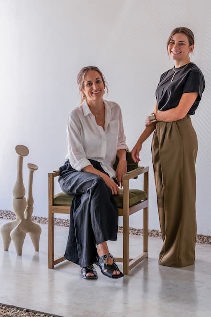 Mariu Bonzi y Cami Argañaras, socias de URBANO estudio.