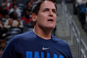 NBA: Mark Cuban, el dueño de los Mavericks, dijo: "la mejor opción es perder"