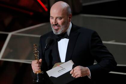 Mark Bridges se llevó el Oscar a mejor vestuario por su trabajo en el film El hilo fantasma