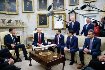 Mark Rutte y Donald Trump, en la reunión en el Salón Oval.