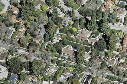 Mark Zuckerberg compró al menos 11 propiedades en Palo Alto