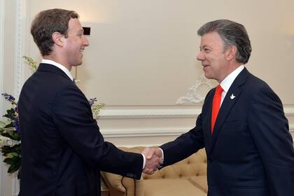 Mark Zuckerberg con el presidente de Colombia, Juan Manuel Santos