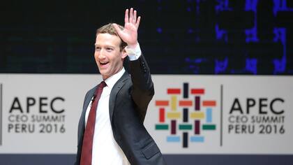 Mark Zuckerberg este sábado en Lima, Perú, en una reunión de CEOs para el centro de cooperación económica con Asia-Pacífico