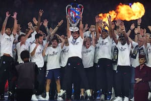 Los festejos del PSG el día tras conquistar la Champions y la mirada en el futuro para "seguir ganando"