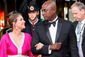 Marta Luisa de Noruega y su prometido, el autoproclamado chamán Durek Verrett, en un evento reciente en Oslo