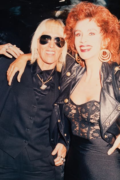 Marta Minujín y Schapire son amigos al día de hoy. “Marta, Nacha Guevara y Moria Casán solían llamar para ver si yo iba a estar y se venían a mi mesa”, cuenta.