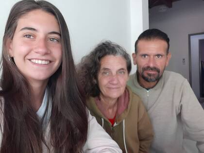 Marta Sabena comparte alojamiento con su hija y su pareja en Villa Carlos Paz