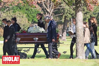 Todas las fotos. Iñaki Zuberbühler murió a los 84 años y su familia y amigos lo despidieron en el Memorial de Pilar