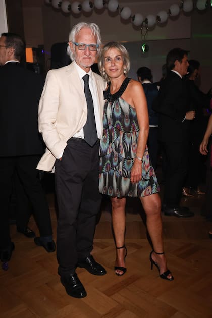 Martha Inés Springer con el luthier Patricio Claypole.