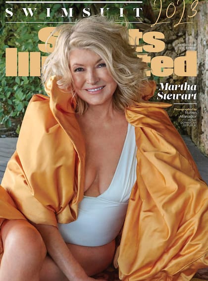 Martha Stewart hizo historia al protagonizar a sus 81 años la tapa de Sports Illustrated