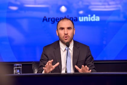 Martín Guzmán durante la conferencia de prensa en Economía