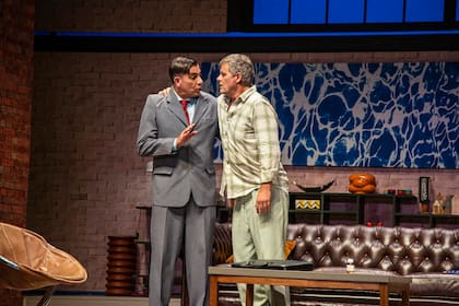 Martín Bossi y Mike Amigorena en La cena de los tontos, la obra que desde su estreno cuenta con la adhesión del público