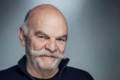 Martín Caparrós cuenta que tiene ELA en la biografía que recorre su vida en más de seiscientas páginas