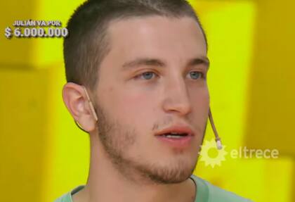 Martín contó en Los 8 escalones de los tres millones que quiere ser piloto y astronauta (Foto: Captura eltrece)
