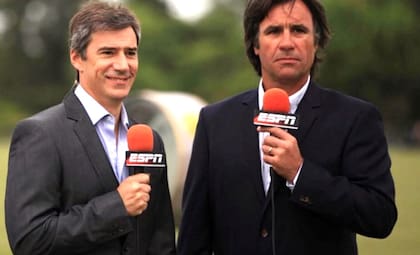 Martín Garrahan junto a Gustavo Sgalla, con el que conformó una dupla que transmitió el polo para ESPN durante 30 años