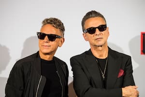 Depeche Mode ya no disfruta del silencio en Memento Mori, que reflexiona sobre la pérdida de Andy Fletcher