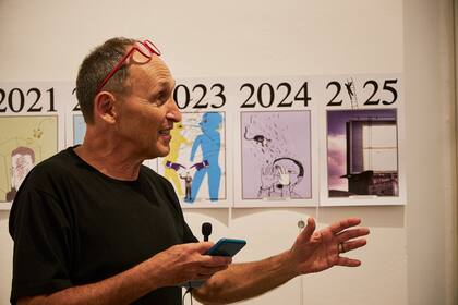 Martin Kovensky continuó una serie de dibujos que había realizado para una muestra sobre la Conquista de América, inaugurada a fines de 1991 y organizada por Liliana Maresca, Elba Bairon y Marcia Schvartz