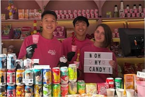 El ex Gran Hermano que se alejó de los medios y abrió su local de comida en el Barrio Chino