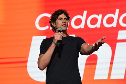 Martín Lousteau en el acto de cierre de campaña de Ciudadanos Unidos