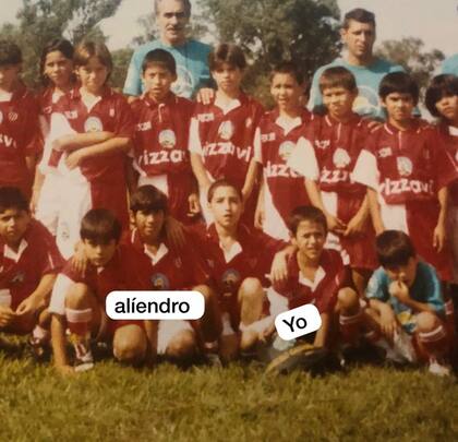 Martín Palacio, compañero de Rodrigo Aliendro en la Fundación que Marcelo Gallardo tenía en Merlo, compartió viejas fotos del mediocampista.