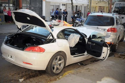 Martín Paz, alias “el Fantasma”, fue asesinado por sicarios dentro de su automóvil BMW Z4