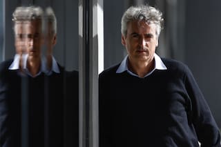 El economista que escapó de la heladería familiar, fue funcionario de Milei y se hizo tenista profesional ¡a los 53!