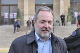 Juzgarán nuevamente a Sabbatella por un fraude en subsidios a medios comunitarios