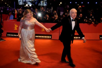 Martin Scorsese fue a la ceremonia de premiación acompañado de su hija, la actriz Francesca Scorsese, quien lució un vestido largo en color champagne