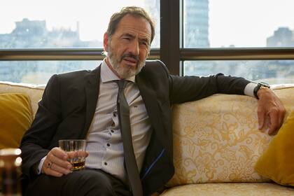 Martín Seefeld como Ernesto Cartens, su personaje en Los Protectores