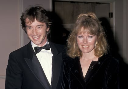 Martin Short y su esposa Nancy Dolman, actriz y cantante fallecida en 2010.