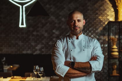 Martín tiene dos restaurantes, Tuna y Ceviche.