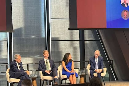 Martín Varsavsky (fundador de Prelude Fertility/Inception), Andrew McDonald (presidente y COO de Uber), Lynn Martin (presidenta del New York Stock Exchange) y Jim Fitterling (chairman y CEO de Dow)