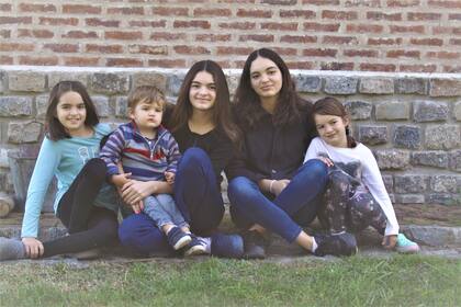 Martina (11), Isidro (3), Francisca (14), Teresita (17) y Mercedes (8).