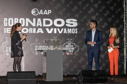 Martina Barassi, Juan Marconi y Morena Beltran