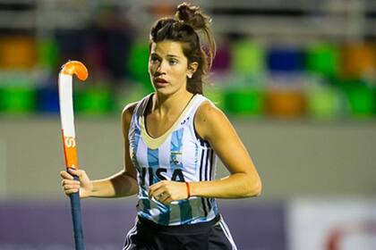 Martina Cavallero hizo los dos goles para el triunfo de las Leonas