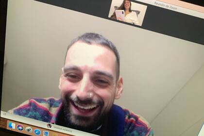 Martina y Borja se hablan cada día.