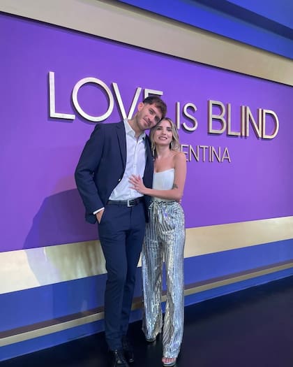 Martínez y Ceco se conocieron en Love is Blind (Foto: Instagram @santunahuel)