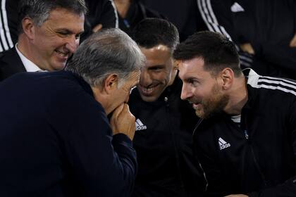 Martino, Messi y Maxi Rodríguez, ídolos de Newell's