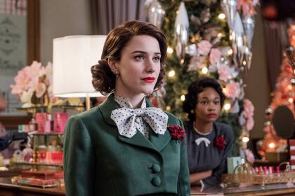 Rachel Brosnahan, protagonista de The Marvelous Mrs. Maisel, la serie de Amazon Prime Video que fue la gran ganadora de los premios Emmy