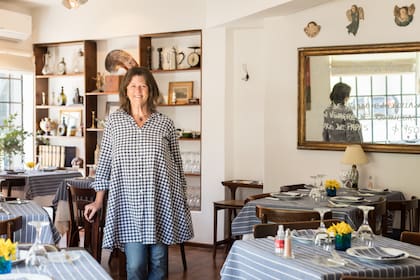 Mary Duggan, alma mater de La Urraca.