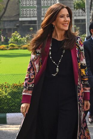 Mary, espléndida, llegando al India Institute of Medical Sciences (AIIMS), en Nueva Delhi.